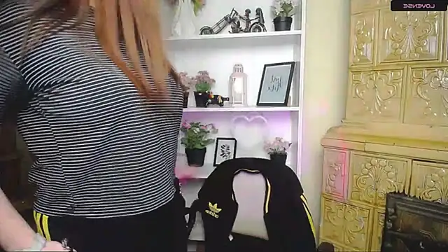 LiliaErmi online show from 12-21-25, 06:48