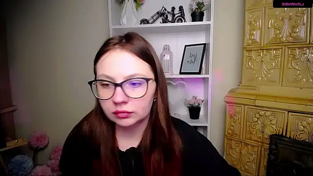 LiliaErmi online show from 12-20-25, 05:54