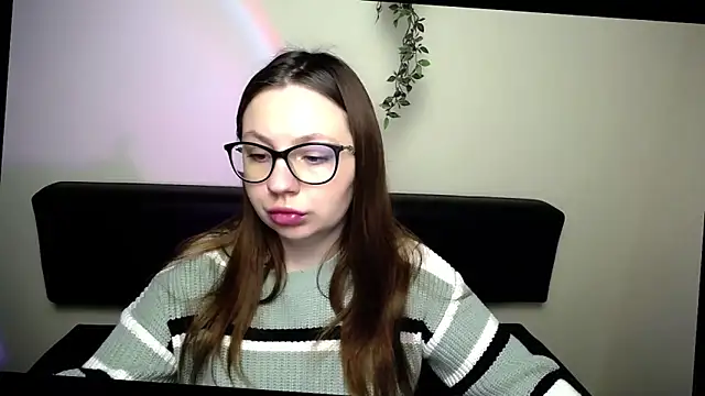 LiliaErmi online show from 04-22-26, 05:47