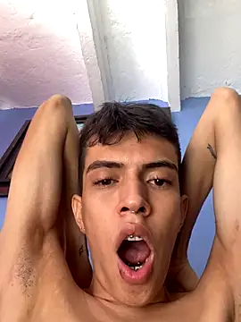 Juan Gomezz26 online show from 01-06-26, 07:40