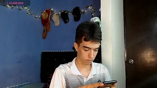 Juan Gomezz26 online show from 05-22-26, 11:03