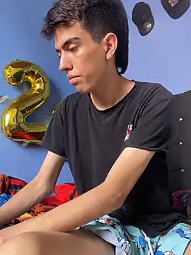 Juan Gomezz26 online show from 02-05-26, 08:04