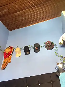 Juan Gomezz26 online show from 03-19-26, 08:20