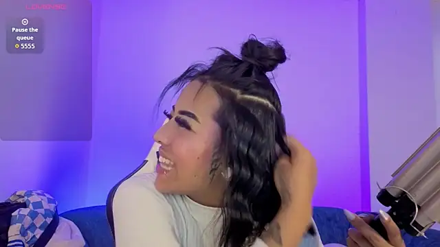 Snapshot of Bafomet_ chatting on 01-07-26, 04:34 Bafomet online show from 01-07-26, 04:34