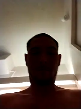 sexywhitedickxh online show from 12-18-25, 12:53