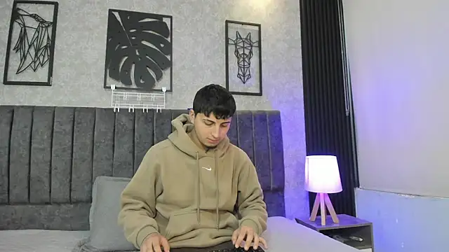 Ambar Baker 7 online show from 05-19-26, 11:50