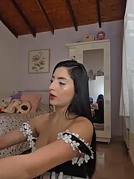 Snapshot of Esmeralda_Rossi chatting on 02-10-26, 05:45 Esmeralda Rossi online show from 02-10-26, 05:45