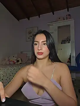 Snapshot of Esmeralda_Rossi chatting on 02-01-26, 10:52 Esmeralda Rossi online show from 02-01-26, 10:52