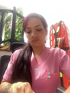 Snapshot of Scarlett__Noir chatting on 02-12-26, 07:13 Scarlett Noir online show from 02-12-26, 07:13