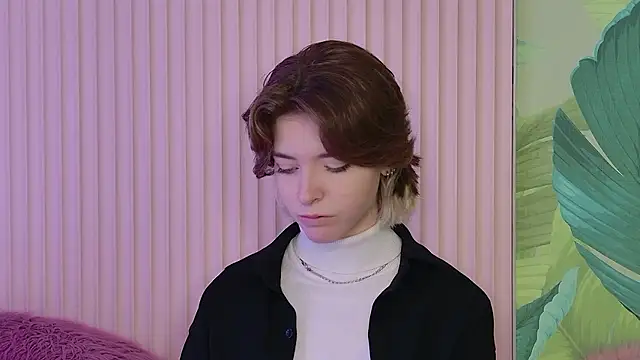 Misty Wade online show from 01-17-26, 05:44