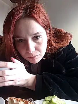 Snapshot of Atwsliiikizilll chatting on 04-13-26, 05:44 Atwsliiikizilll online show from 04-13-26, 05:44