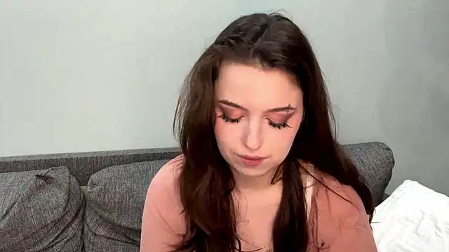 Freya land online show from 03-23-26, 04:40