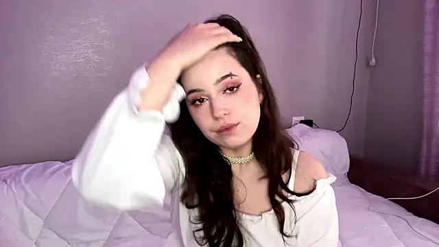 Freya land online show from 02-17-26, 01:30