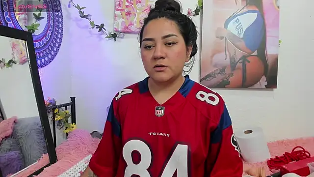 Hanna moore10 online show from 04-14-26, 08:58