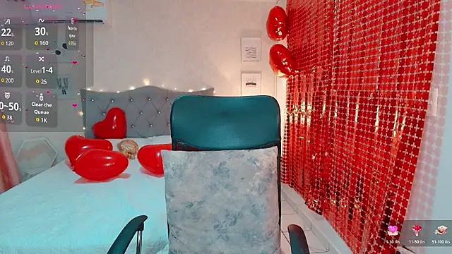 Snapshot of emmalove_doll chatting on 02-14-26, 12:05 emmalove doll online show from 02-14-26, 12:05