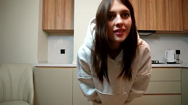 staceyblaine  online show from 12-14-25, 08:47