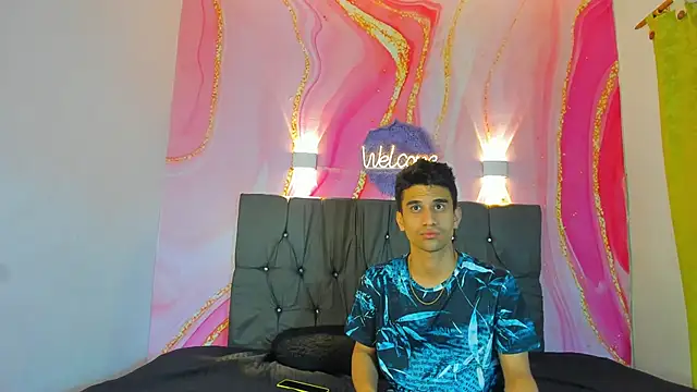 Hot Boys 69 online show from 12-21-25, 05:09