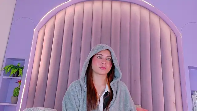 Miia Anderson online show from 04-17-26, 12:30