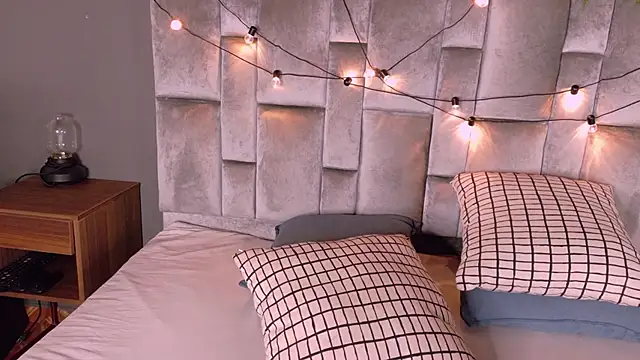 Miia Anderson online show from 03-20-26, 12:28