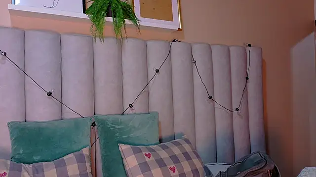 Miia Anderson online show from 03-23-26, 12:38