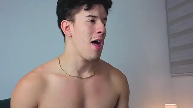 maxxcooper1 online show from 01-14-26, 04:38