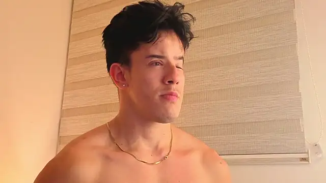 maxxcooper1 online show from 01-11-26, 06:09