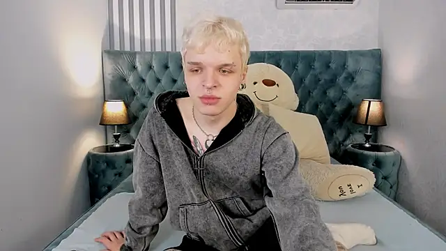 MillerBills online show from 12-20-25, 01:47