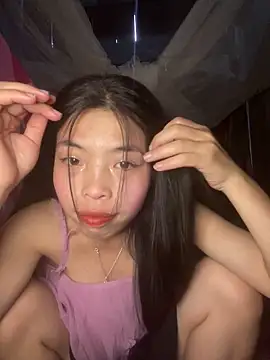 Snapshot of lux-su chatting on 02-28-26, 10:59 lux-su online show from 02-28-26, 10:59