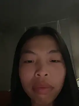 Snapshot of lux-su chatting on 12-19-25, 03:47 lux-su online show from 12-19-25, 03:47