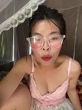 lux-su online show from 05-18-26, 04:18