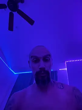 faces818 online show from 04-21-26, 05:47