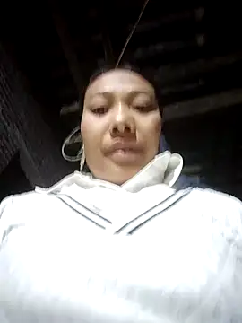 Snapshot of baby8822 chatting on 12-15-25, 04:57 baby8822 online show from 12-15-25, 04:57