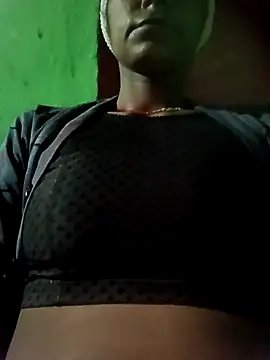 Snapshot of Maya_Big55A chatting on 02-04-26, 09:32 Maya Big55A online show from 02-04-26, 09:32