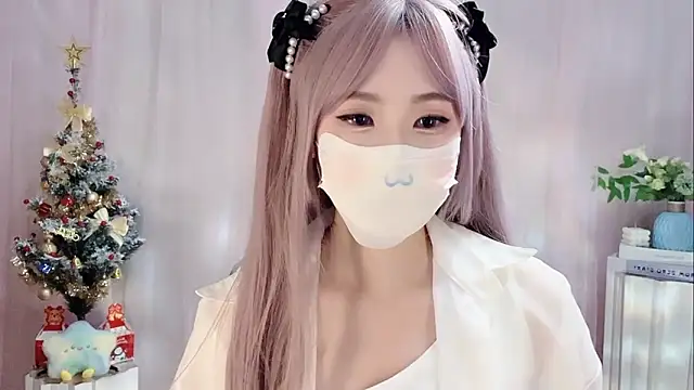 Pinkgirl520 online show from 12-15-25, 07:25