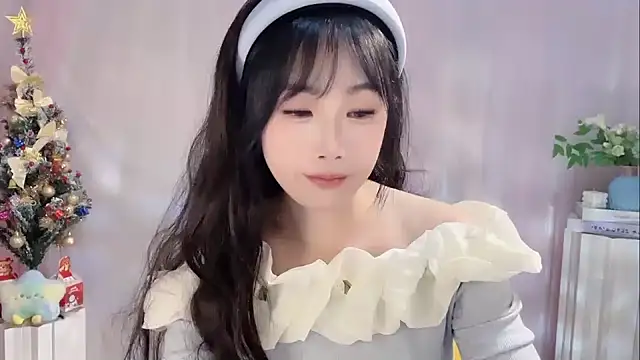 Pinkgirl520 online show from 12-19-25, 07:22