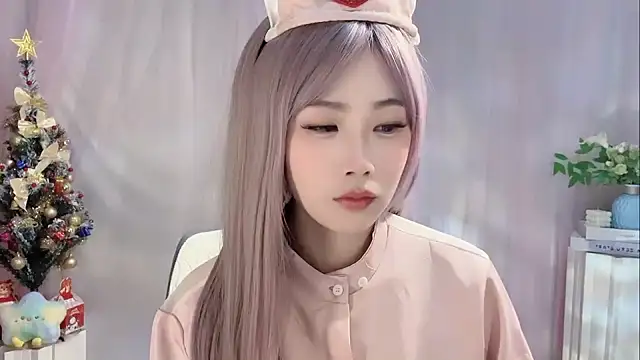 Pinkgirl520 online show from 12-18-25, 08:19