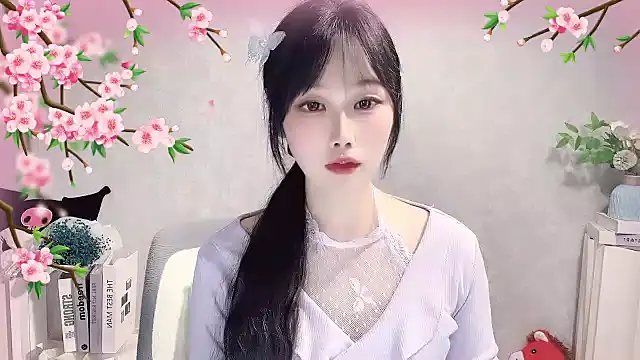 Pinkgirl520 online show from 04-13-26, 12:20