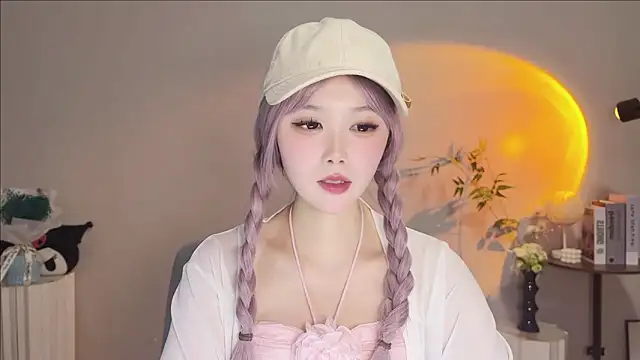 Pinkgirl520 online show from 05-10-26, 03:21