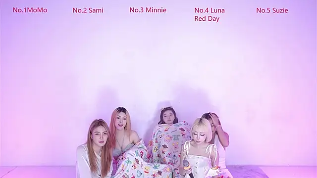 G-Velvet online show from 04-30-26, 08:57