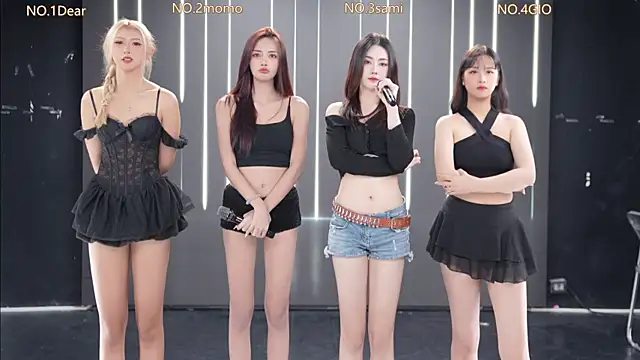 G-Velvet online show from 12-22-25, 04:07