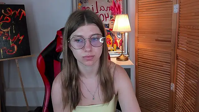 katymeaw online show from 06-11-26, 01:49
