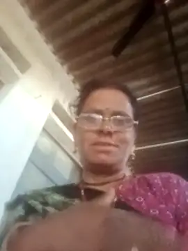 Snapshot of Pinki_rajak chatting on 05-01-26, 12:48 Pinki rajak online show from 05-01-26, 12:48