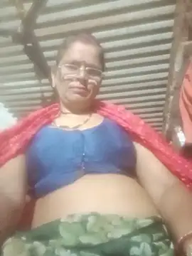 Snapshot of Pinki_rajak chatting on 05-17-26, 10:43 Pinki rajak online show from 05-17-26, 10:43