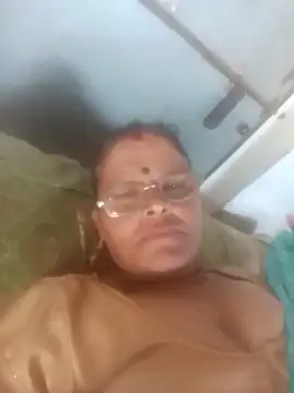 Snapshot of Pinki_rajak chatting on 05-05-26, 06:05 Pinki rajak online show from 05-05-26, 06:05