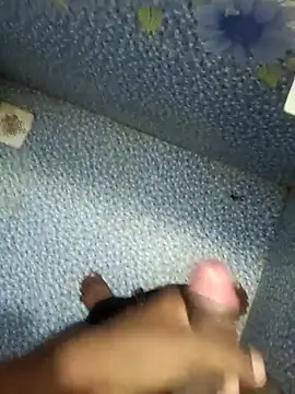 Snapshot of shurti51278 chatting on 01-07-26, 05:51 shurti51278 online show from 01-07-26, 05:51