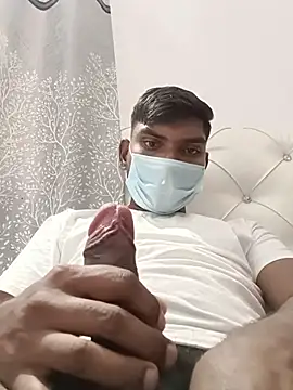 Snapshot of shurti51278 chatting on 02-07-26, 05:59 shurti51278 online show from 02-07-26, 05:59