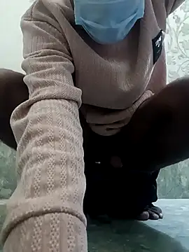 Snapshot of shurti51278 chatting on 01-08-26, 06:47 shurti51278 online show from 01-08-26, 06:47