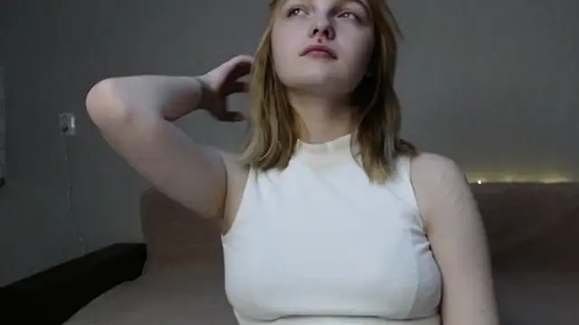 Catherine Walker online show from 12-18-25, 11:47