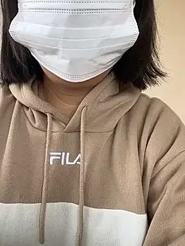 Snapshot of shiori_dayo chatting on 12-20-25, 02:03 shiori dayo online show from 12-20-25, 02:03