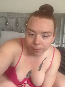 AnnieAinsx online show from 04-12-26, 10:18